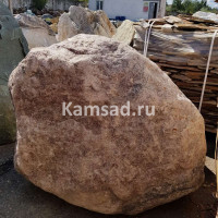 Валун гранит розовый