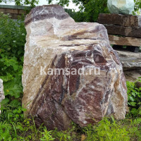 Валун цветной Карельский